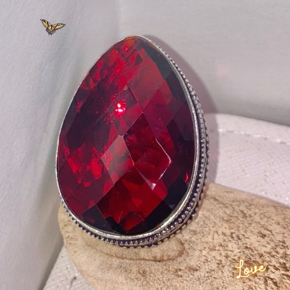Sparkling Mozambique Garnet Gemstone Handmade Ring - Picture 6 of 8